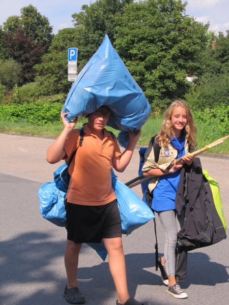53_die_Jupfis_auf_dem_Weg_zur_Kanutour