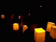 FL_leuchtet_in_den_Liedlaternen